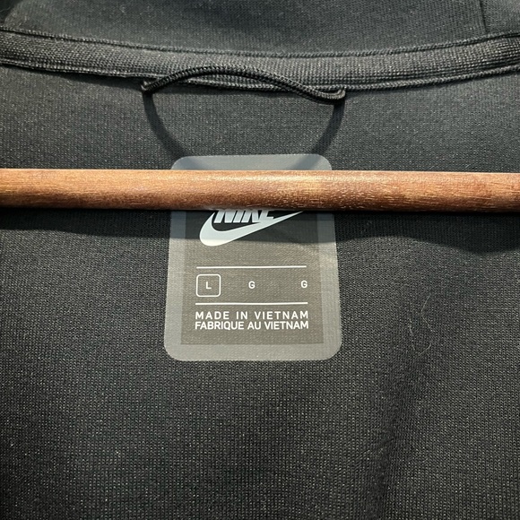 New without tags.  Men’s Nike tech fleece Windrunner zip up - Picture 8 of 8